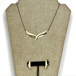 Monet Necklace Earrings Set Vintage  V Wings Cream Enamel Gold Tone 16'